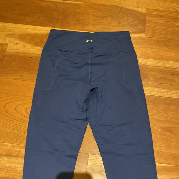 Blue under armour leggings, pilling in crotch and on thighs. - Picture 3 of 4